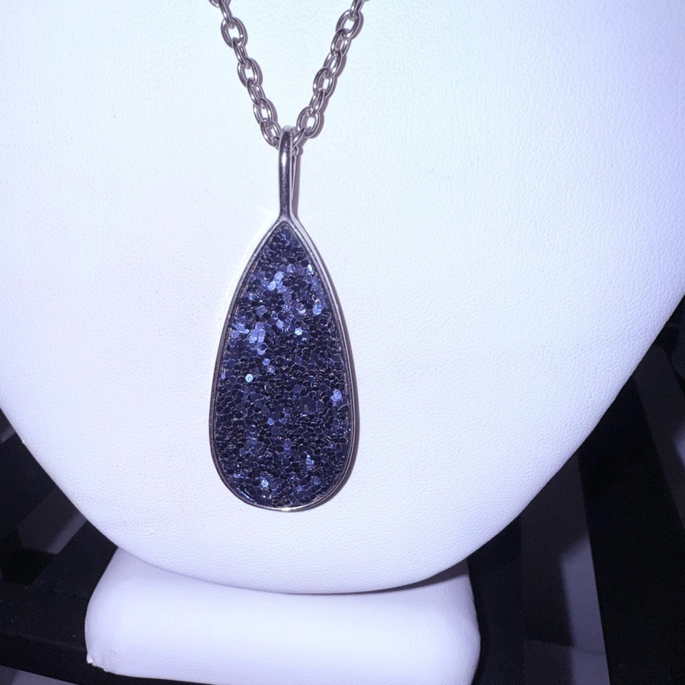 Paparazzi Daily Dose of Sparkle Blue ✧ Necklace 32” long